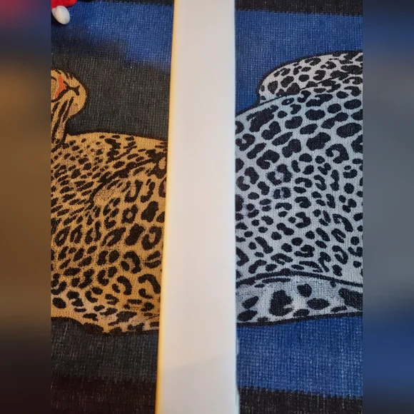 Susan Windsor Tabby cat with flower crown - Picture 6 of 7